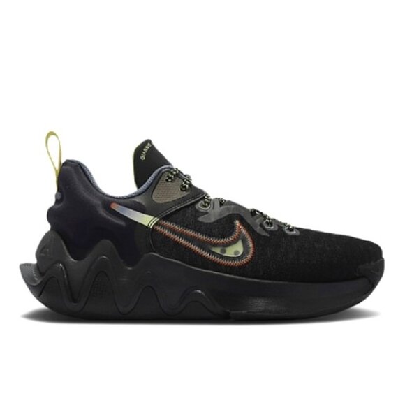 Nike Other - Size 8.5 - Nike Giannis Immortality Force Field